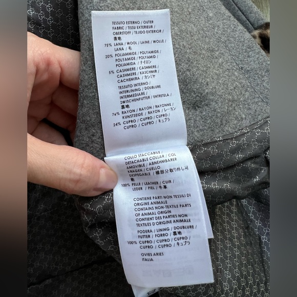 Authentic Gucci Kids Cape - Picture 5 of 6